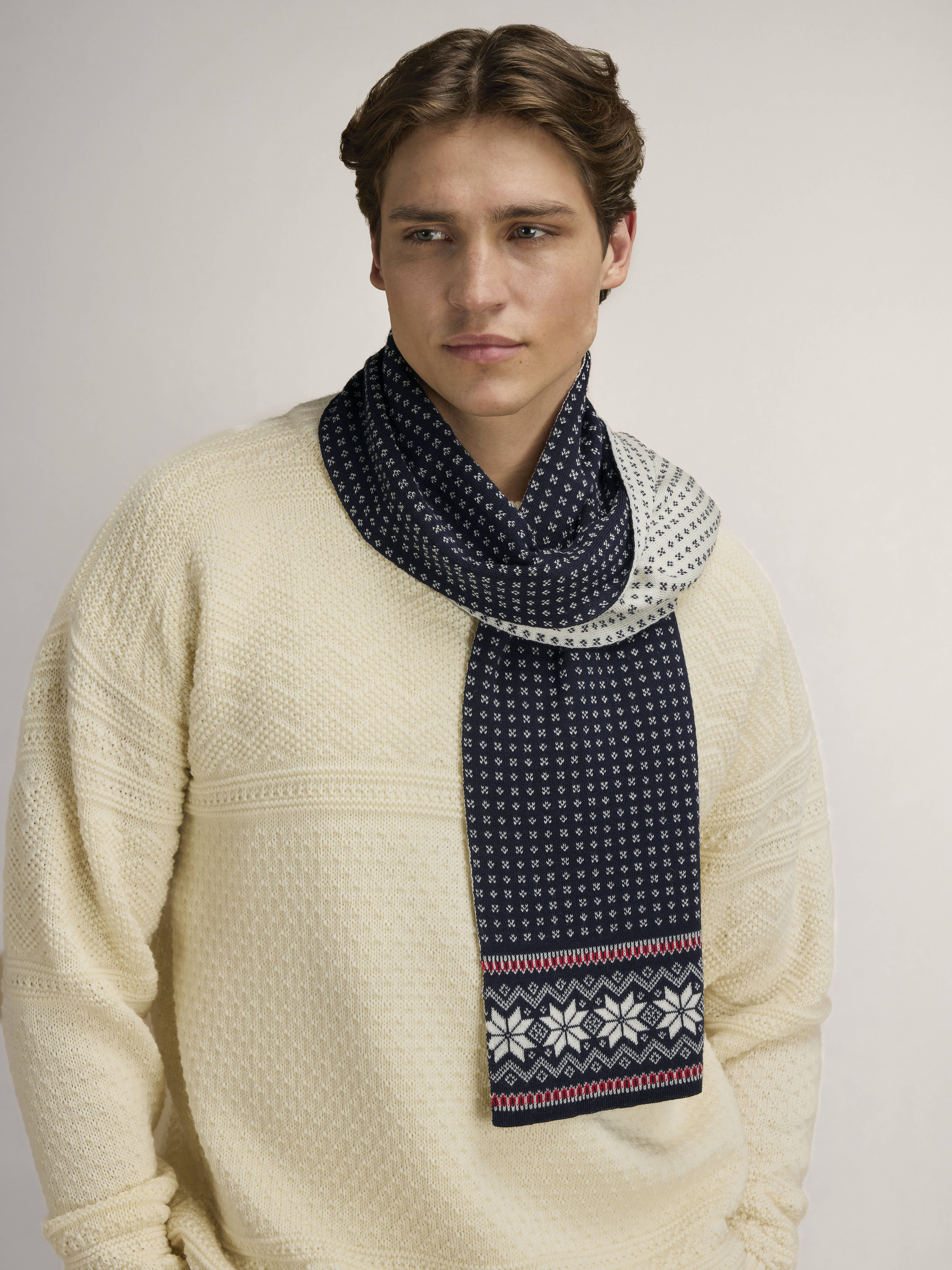 Garmisch ullskjerf - merino Navy