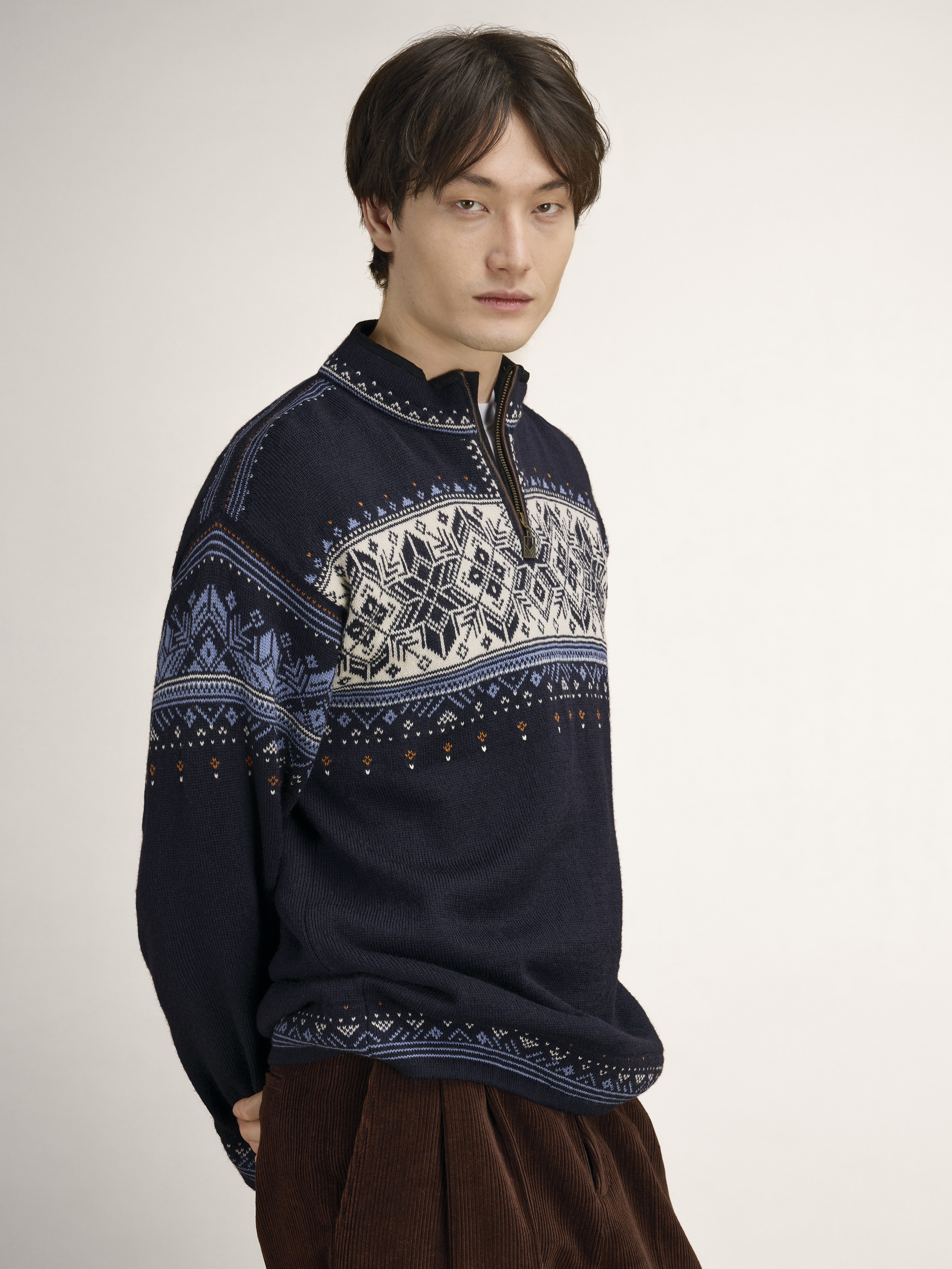 Blyfjell ullgenser unisex Navy
