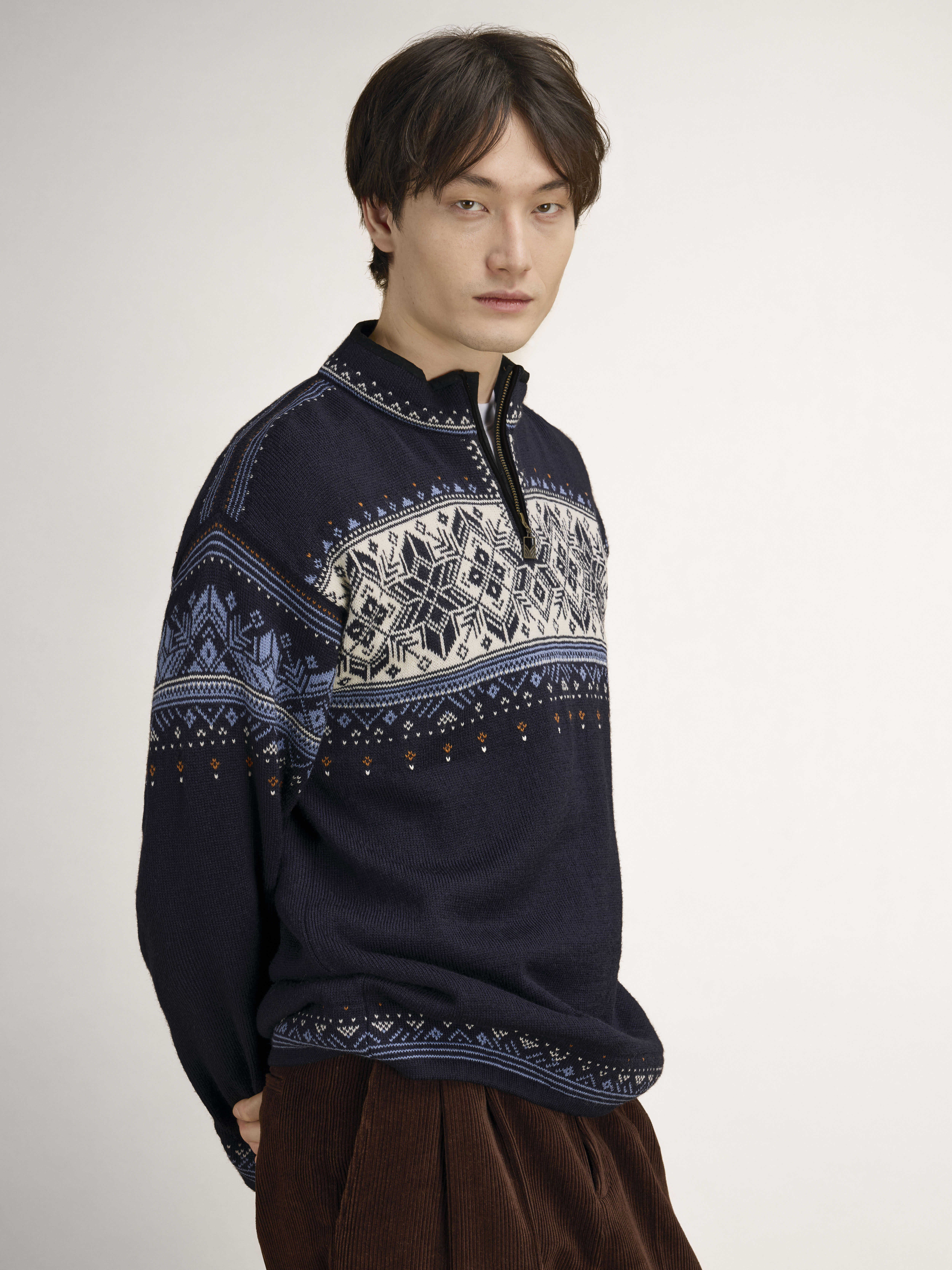 Blyfjell ullgenser unisex Navy