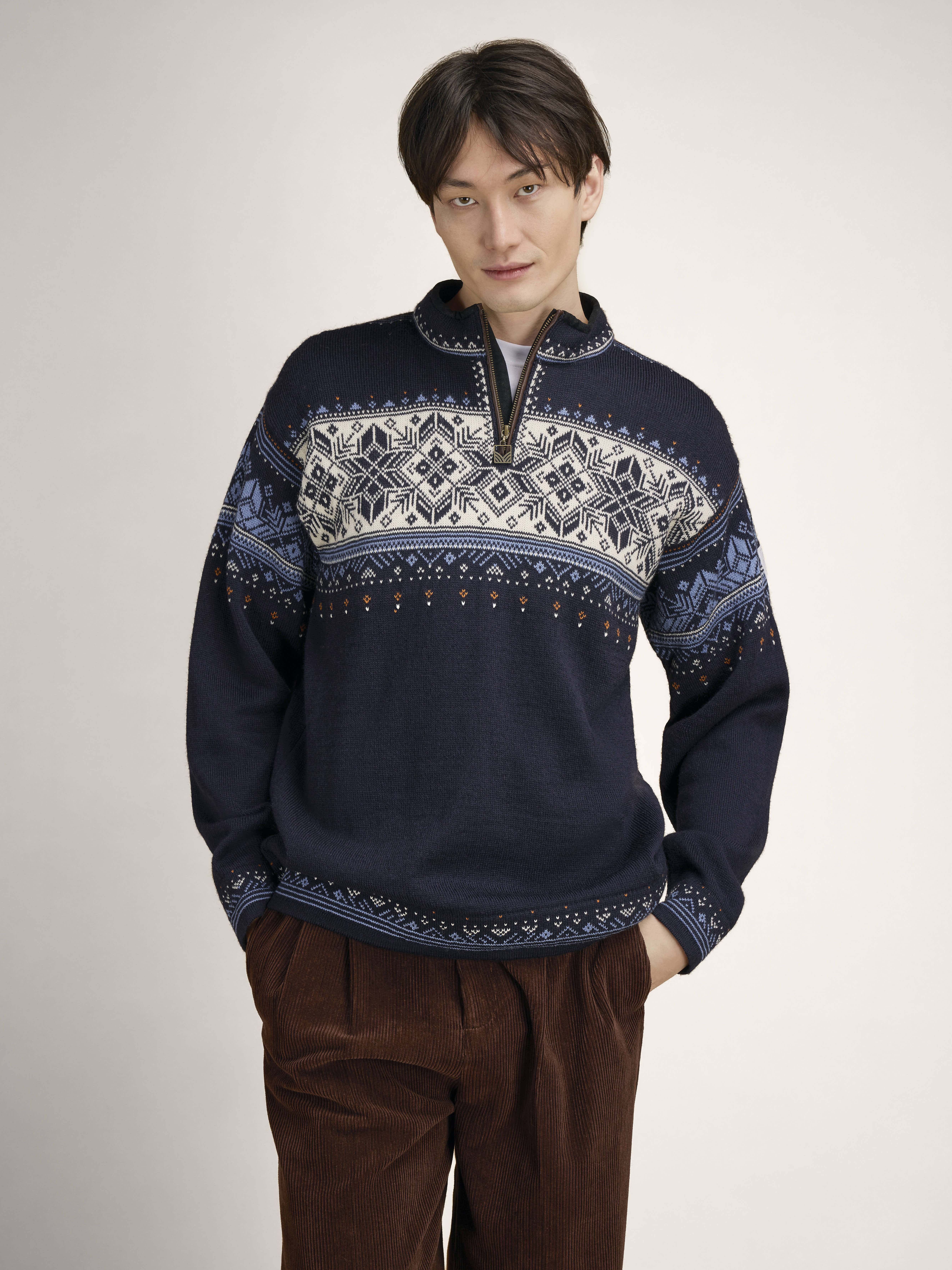 Blyfjell ullgenser unisex Navy