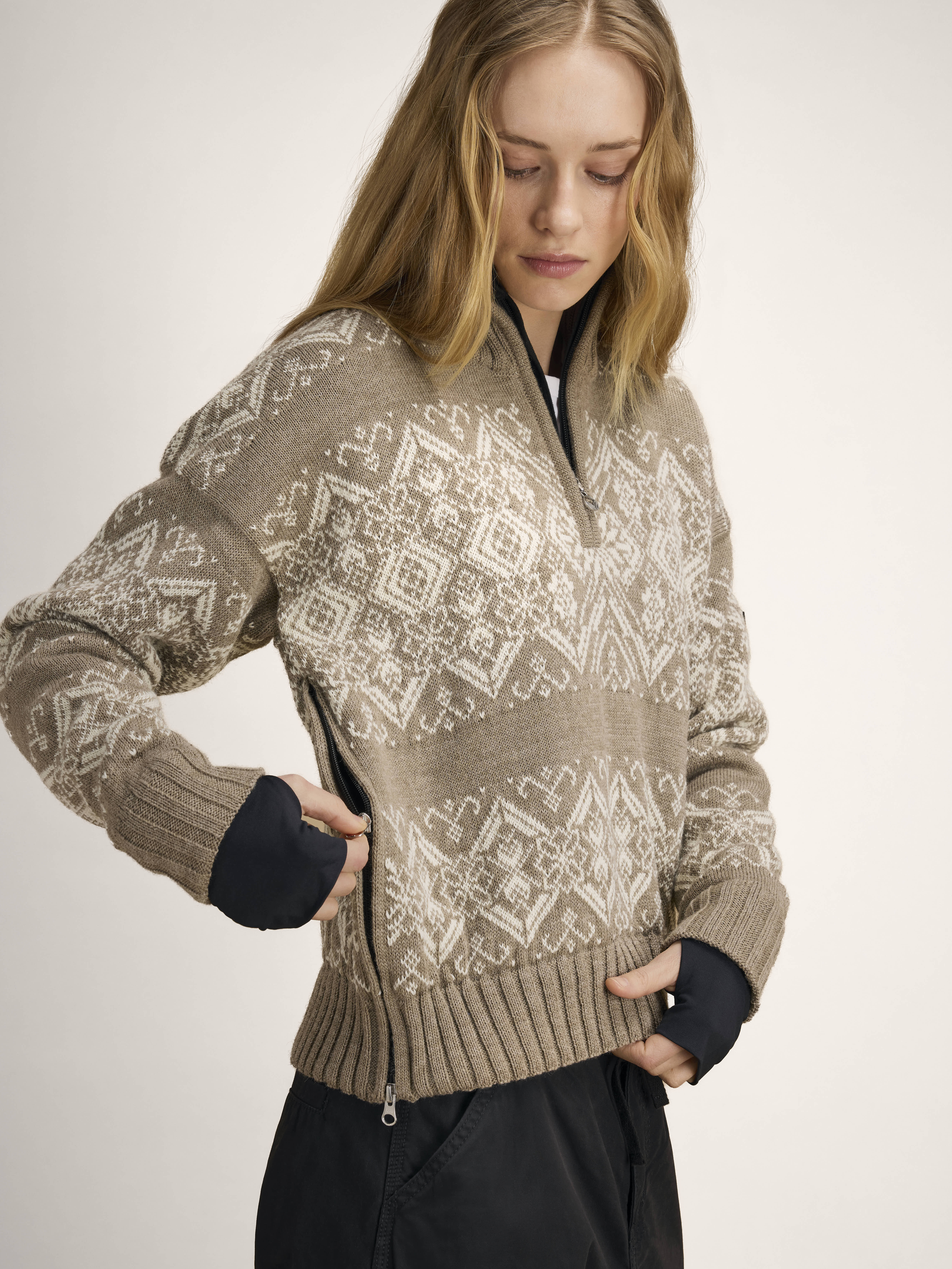 Roset ullgenser - vindstopper anorak Brun