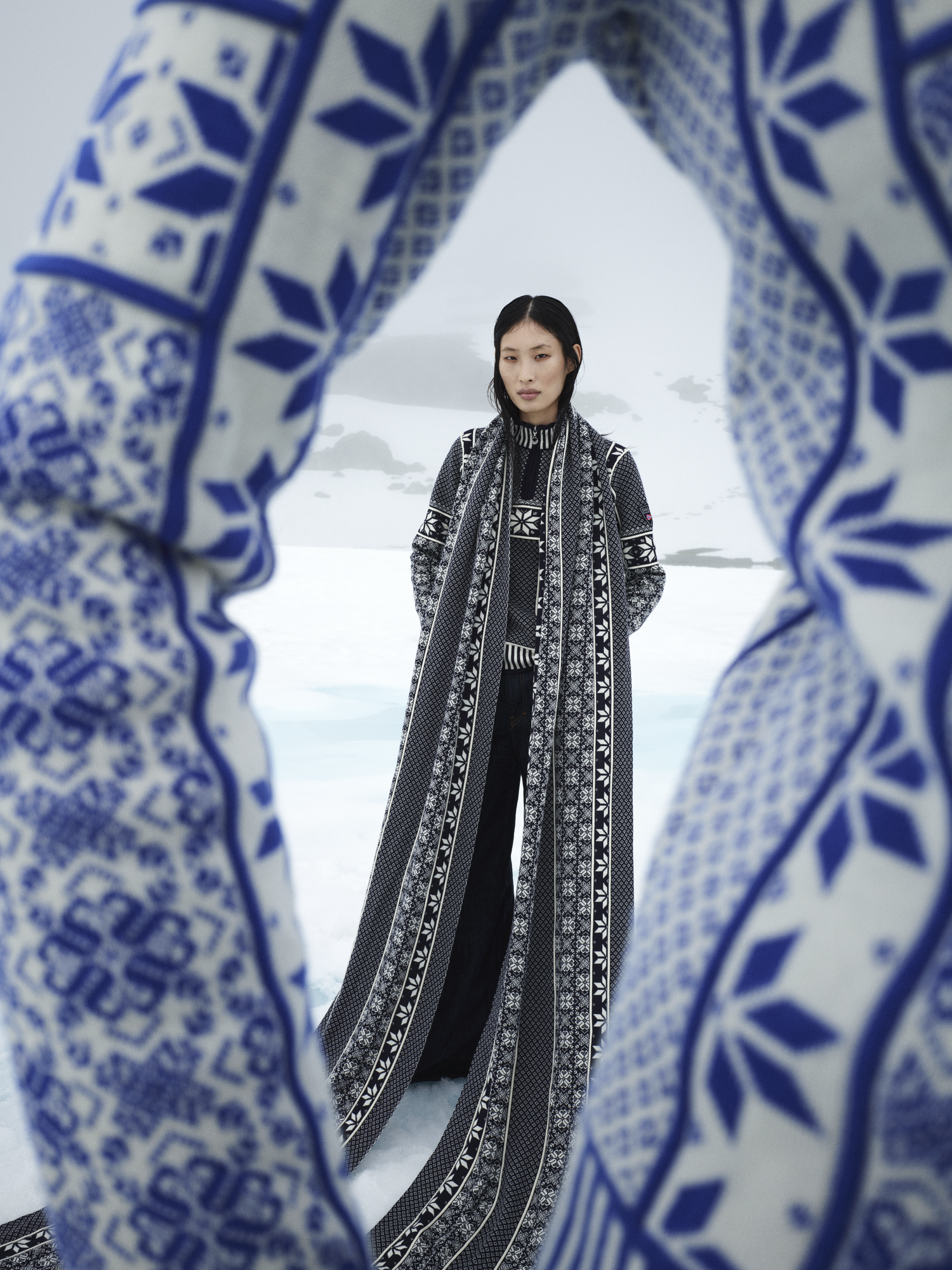 Norsk ull kvinnelig modell norsk fjellheim